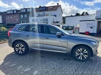 Gebraucht Volvo XC60 Momentum 150 PS (110 kW) 2020 Grau SUV
