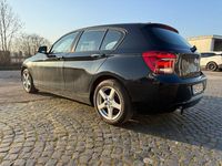 Gebraucht BMW 116 136 PS (100 kW) 2011 Schwarz Kleinwagen