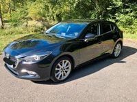 Gebraucht Mazda 3 120 PS (88 kW) 2018 Schwarz Kleinwagen