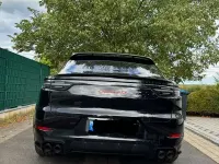 Gebraucht Porsche Cayenne Coupe GTS 460 PS (338 kW) 2022 Schwarz SUV