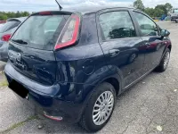 Gebraucht Fiat Punto Pop 69 PS (50 kW) 2012 Blau Kleinwagen