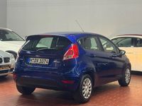 Gebraucht Ford Fiesta 101 PS (74 kW) 2017 Blau Limousine