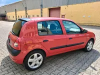 Gebraucht Renault Clio II 75 PS (55 kW) 2004 Rot Limousine