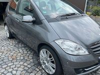 Gebraucht Mercedes A180 Avantgarde 109 PS (80 kW) 2008 Silber Limousine