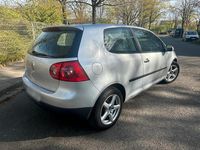 Gebraucht VW Golf V 75 PS (55 kW) 2006 Silber Kleinwagen