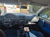 Second-hand VW Polo 75 CP (55 kW) 2005 Albastru Hatchback