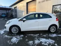 Gebraucht Kia Rio Spirit 75 PS (55 kW) 2014 Weiß Limousine
