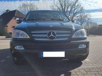 Gebraucht Mercedes ML270 163 PS (119 kW) 2004 Schwarz SUV