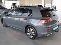 Gebraucht VW Golf VIII Move 150 PS (110 kW) 2024 Polsterfarbe: schwarz Limousine