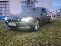 Gebraucht BMW 530 258 PS (189 kW) 2013 Grau Kombi