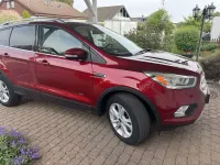 Gebraucht Ford Kuga Individual 182 PS (133 kW) 2017 SUV