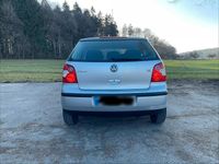 Gebraucht VW Polo 64 PS (47 kW) 2002 Silber Kleinwagen