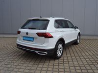 Gebraucht VW Tiguan Elegance 150 PS (110 kW) 2022 Pure white SUV