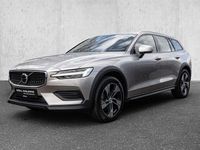 Gebraucht Volvo V60 CC Plus 197 PS (144 kW) 2023 Bright dusk / metallic Kombi
