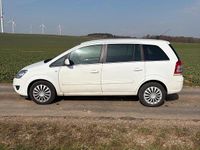 Gebraucht Opel Zafira 150 PS (110 kW) 2011 Weiß Van / Kleinbus