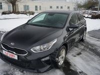 Gebraucht Kia Ceed Vision 140 PS (102 kW) 2020 Schwarz Kleinwagen