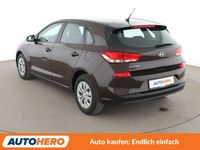Gebraucht Hyundai i30 Select 120 PS (88 kW) 2018 Braun Limousine