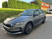 Neu Skoda Octavia Selection 204 PS (150 kW) 2025 Grau Kombi