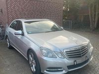 Second-hand Mercedes E220 170 CP (125 kW) 2011 Argintiu Berlinǎ
