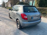 Gebraucht Skoda Fabia 2012 Silber Kleinwagen