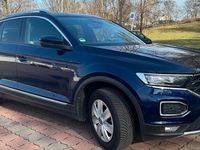 Gebraucht VW T-Roc 150 PS (110 kW) 2019 Blau SUV