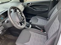 Gebraucht Ford Ka Trend 71 PS (52 kW) 2019 Weiß Limousine