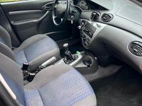 Usata Ford Focus 115 CV (84 kW) 2002 Nero Berlina