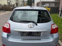 Gebraucht Toyota Auris Life 132 PS (97 kW) 2010 Blau Kleinwagen