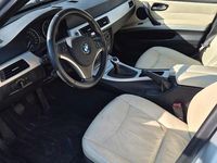 Gebraucht BMW 320 163 PS (119 kW) 2007 Silber Kombi
