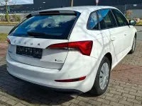 Gebraucht Skoda Scala 95 PS (69 kW) 2020 Weiß Kleinwagen