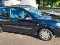 Gebraucht Ford Focus 75 PS (55 kW) 2004 Schwarz Kleinwagen