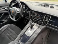 Gebraucht Porsche Panamera GTS 441 PS (324 kW) 2015 M7u  rhodiumsilber Limousine