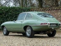 Second-hand Jaguar E-Type 265 CP (194 kW) 1967 Verde Coupe