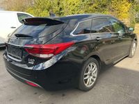 Gebraucht Hyundai i40 Trend 141 PS (103 kW) 2016 Schwarz Kombi