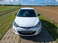 Gebraucht Hyundai i20 86 PS (63 kW) 2014 Weiß Kleinwagen