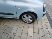 Gebraucht Renault Clio II 75 PS (55 kW) 2004 Silber Kleinwagen
