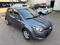 Gebraucht Hyundai i20 Classic 86 PS (63 kW) 2015 Grau Kleinwagen