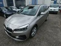 Gebraucht BMW 220 Gran Tourer Luxury Line 190 PS (139 kW) 2022 Silber Van / Kleinbus