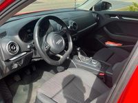 Gebraucht Audi A3 S-Line 150 PS (110 kW) 2015 Rot Kombi