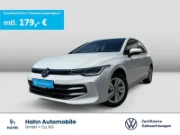Gebraucht VW Golf VIII Life 116 PS (85 kW) 2024 Pure white Limousine