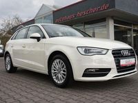 Gebraucht Audi A3 Ambiente 110 PS (80 kW) 2015 Weiß Limousine