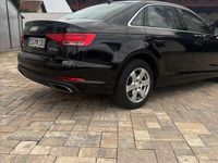 Gebraucht Audi A4 Basis 150 PS (110 kW) 2019 Schwarz Limousine