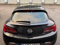 Gebraucht Opel Astra GTC 165 PS (121 kW) 2012 Schwarz Limousine
