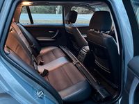 Gebraucht BMW 320 163 PS (119 kW) 2007 Andere farben Kombi