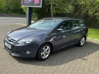 Occasion Ford Focus SYNC Edition 101 ch (74 kW) 2013 Bleue Berline