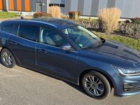 Gebraucht Ford Focus Titanium 125 PS (91 kW) 2023 Blau Kombi