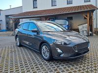 Gebraucht Ford Focus Titanium 125 PS (91 kW) 2022 Grau Kombi