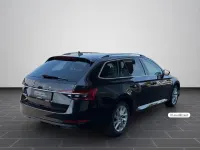 Gebraucht Skoda Superb Style 218 PS (160 kW) 2024 Blackmagic perleffekt Kombi