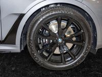 Neu BMW X7 M Sport 352 PS (258 kW) 2026 Grau SUV