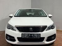 Gebraucht Peugeot 308 Active 131 PS (96 kW) 2021 Blanc banquise Limousine